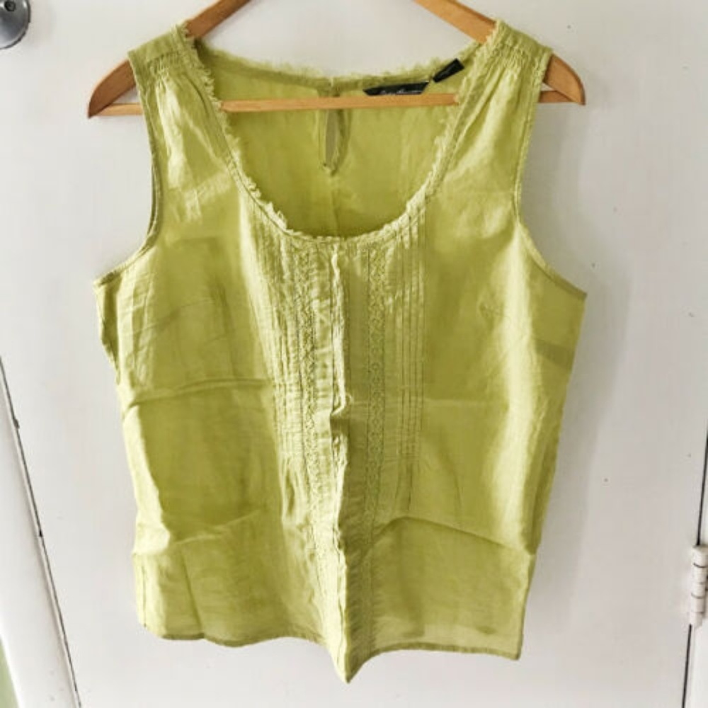 Eddie Bauer Blouse Size M Green Sleeveless (011)